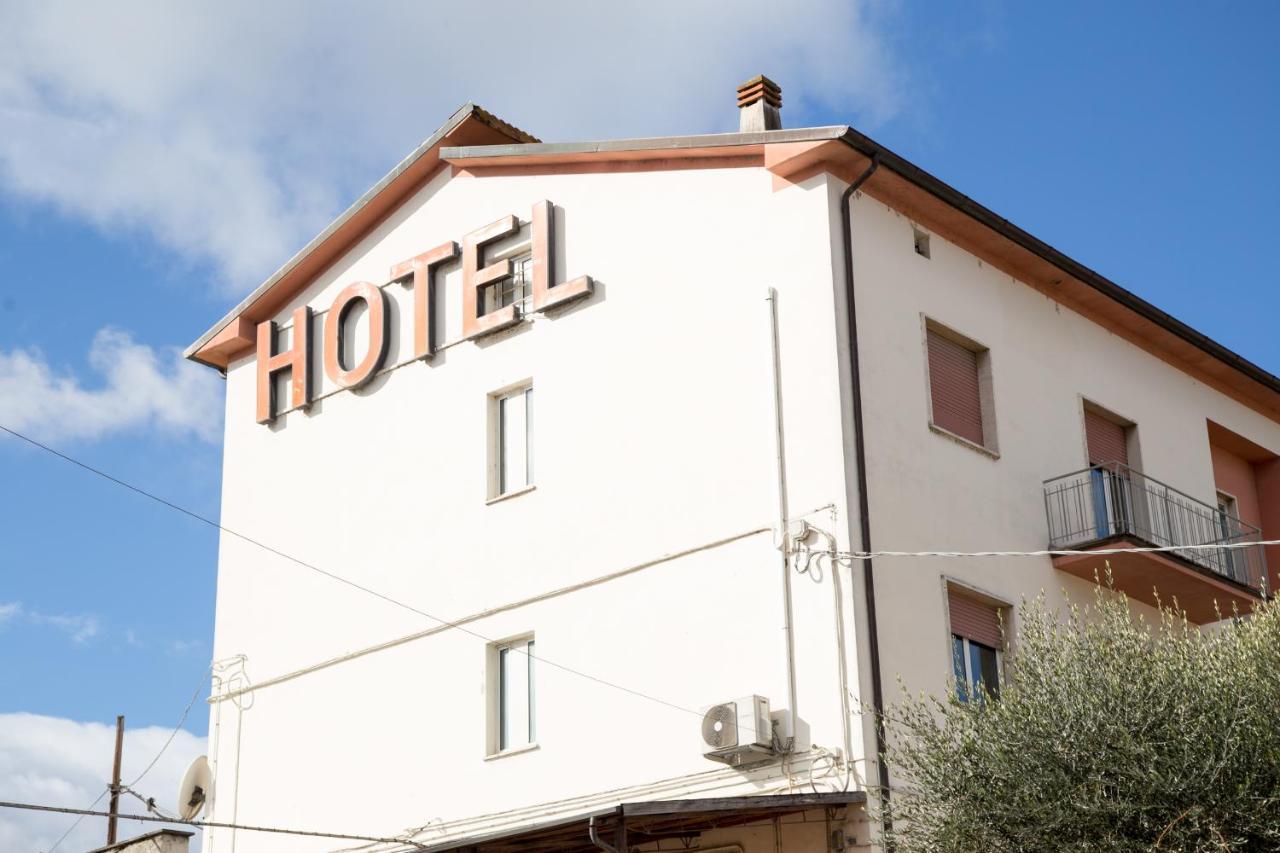 Hotel Lidia Mergo Zewnętrze zdjęcie