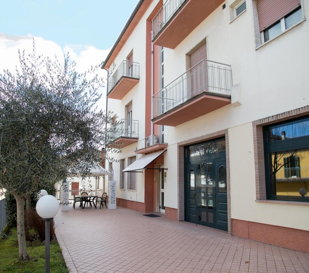 Hotel Lidia Mergo Zewnętrze zdjęcie